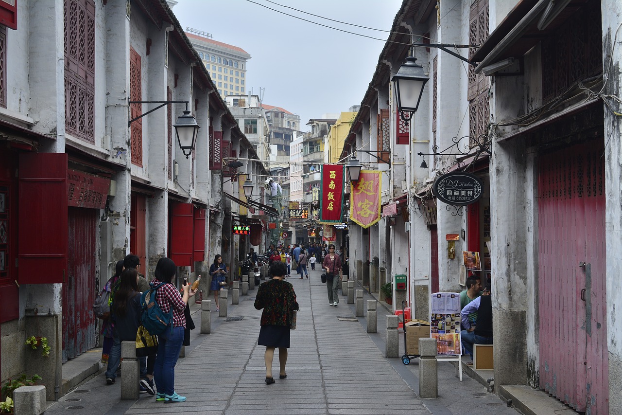 澳门大三巴牌坊简介，澳门大三巴牌坊，历史悠久的标志性建筑概览